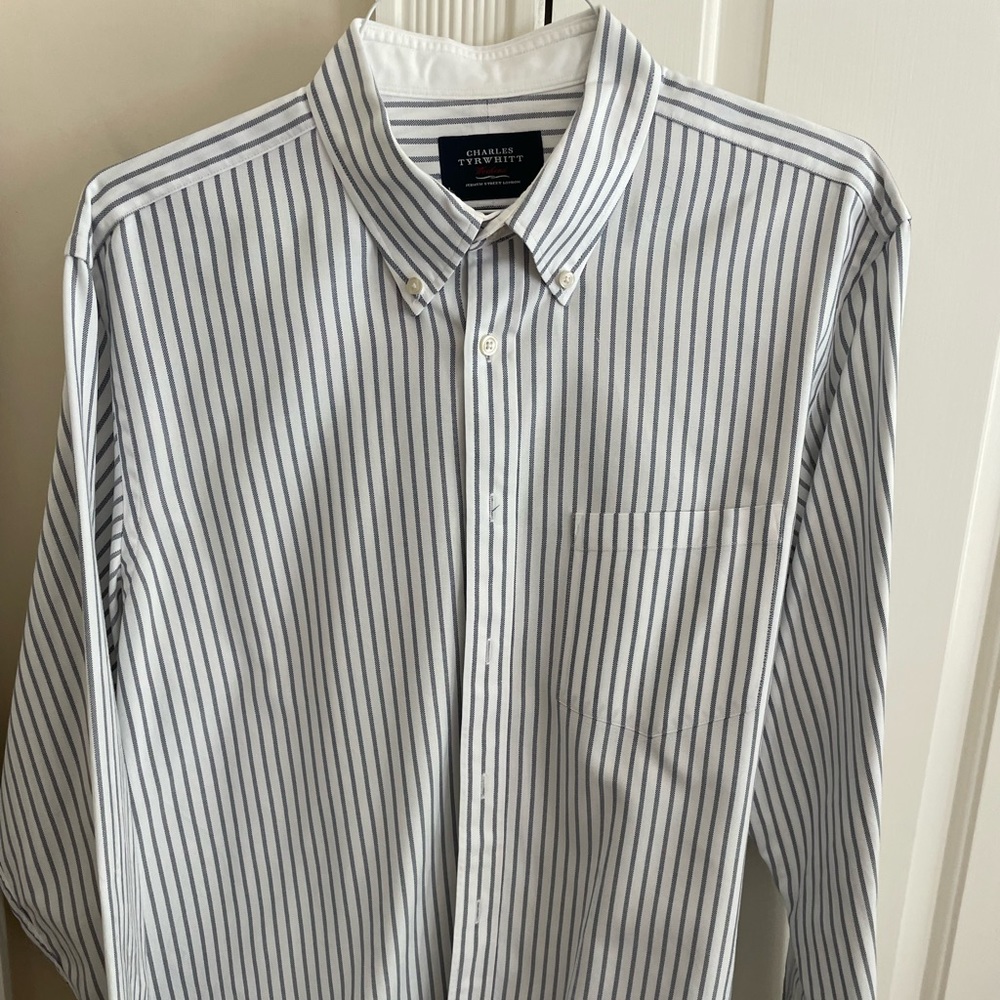 Charles Tyrwhitt Buttondown Shirt